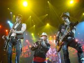 Concerts 2012 0605 paris alphaxl 174 Guns N' Roses